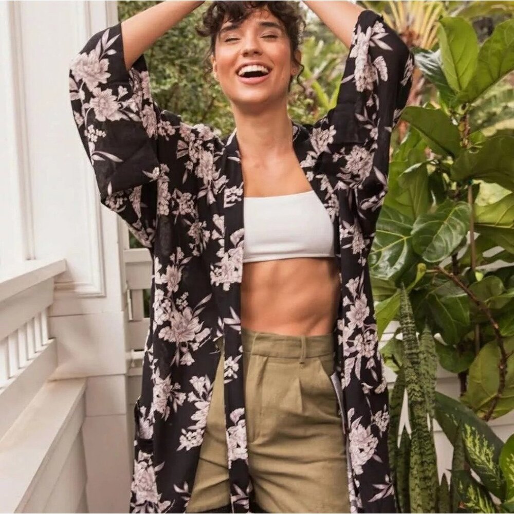 Spiritual Gangster Black Floral Kimono Robe Duster Coverup Boho One Size n2‎